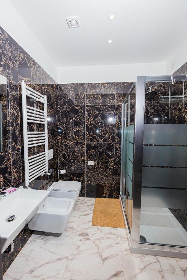 Hotel Repubblica Милано Екстериор снимка