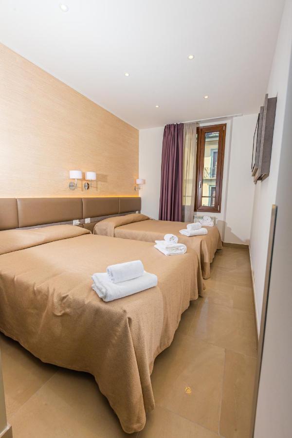 Hotel Repubblica Милано Екстериор снимка