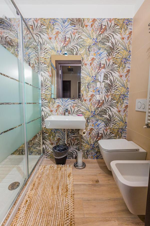 Hotel Repubblica Милано Екстериор снимка